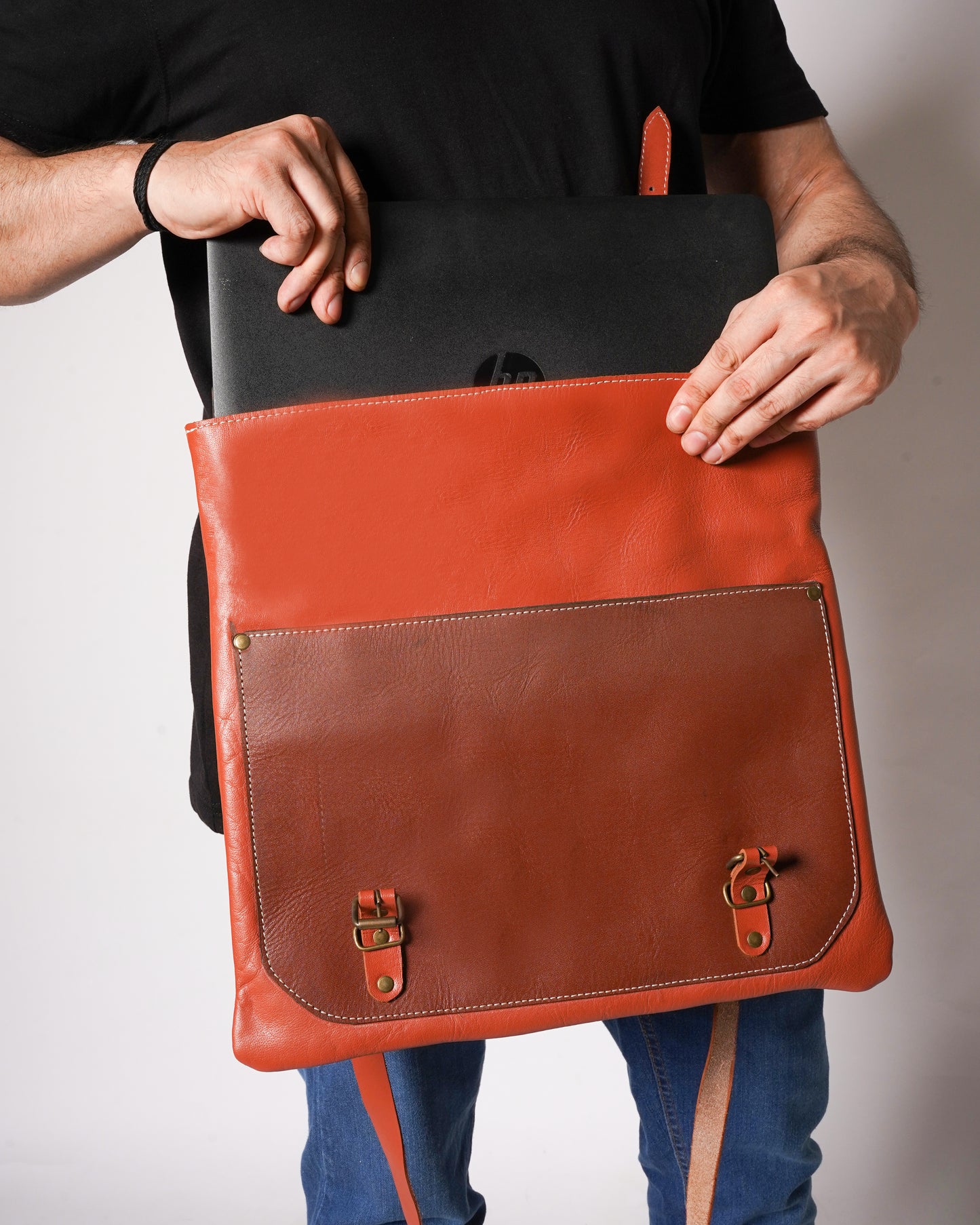 leather bag, briefcase, bag, stylish bag, leather messenger bag, outdoor bag, leather briefcase