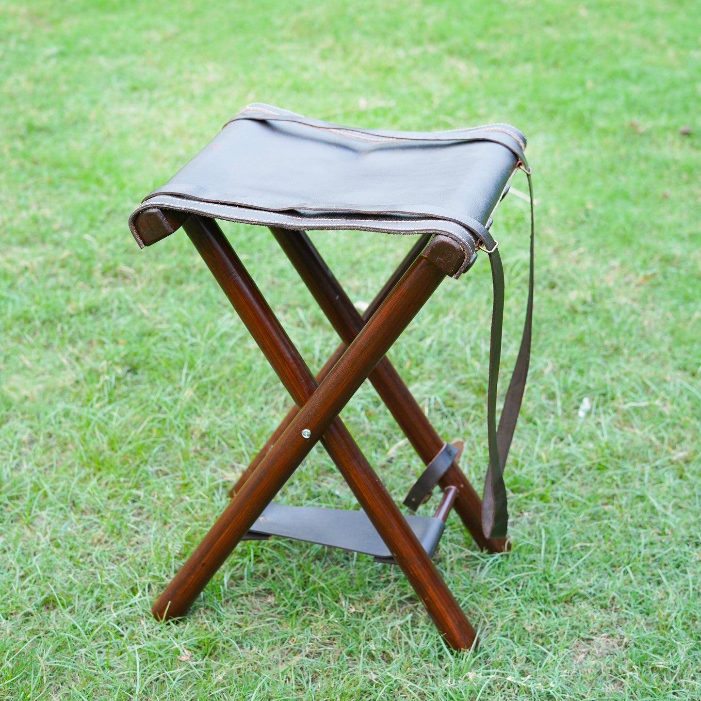 folding stool, leather folding stool, camping folding stool, leather stool, leather camping stool